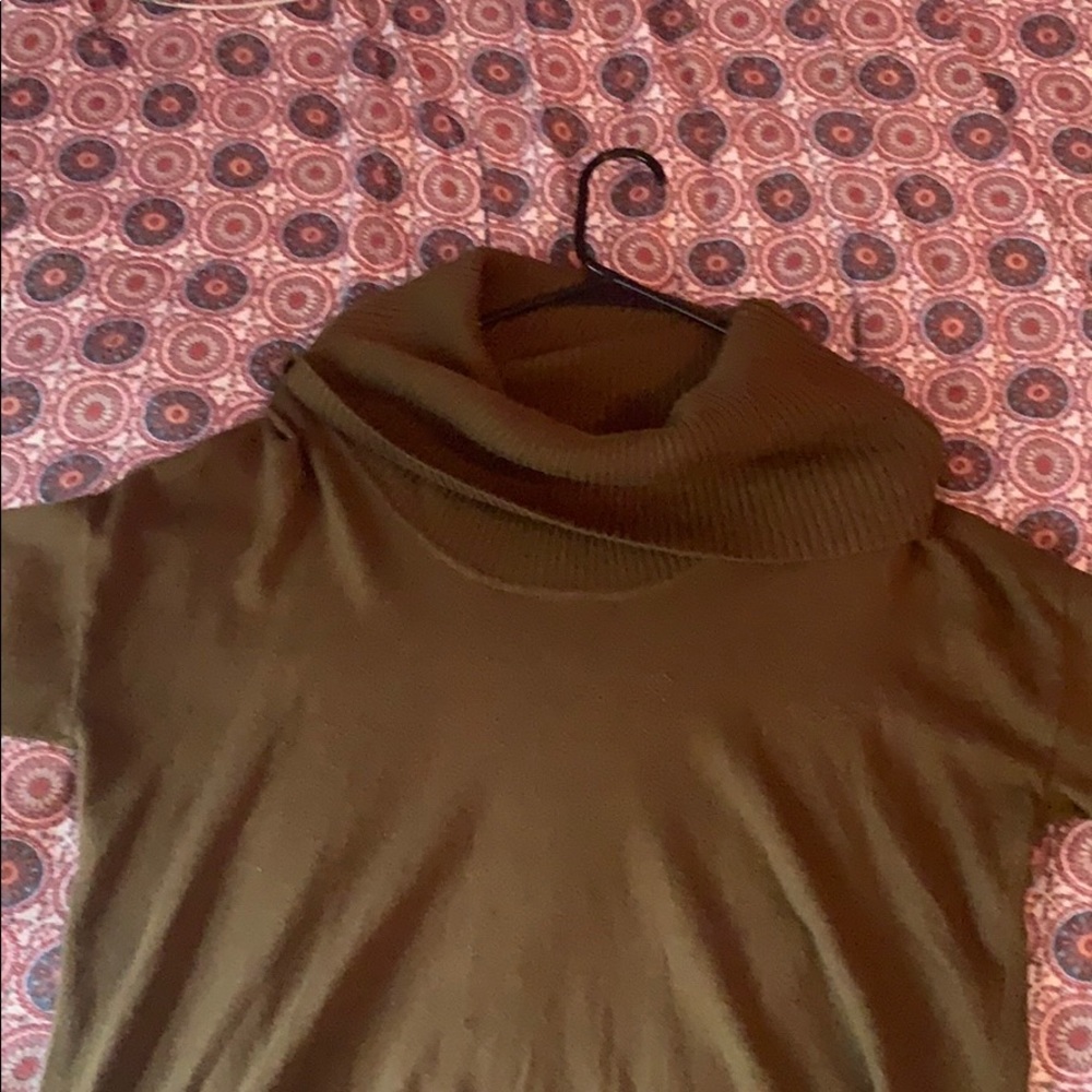 Olive Micheal kors sweater